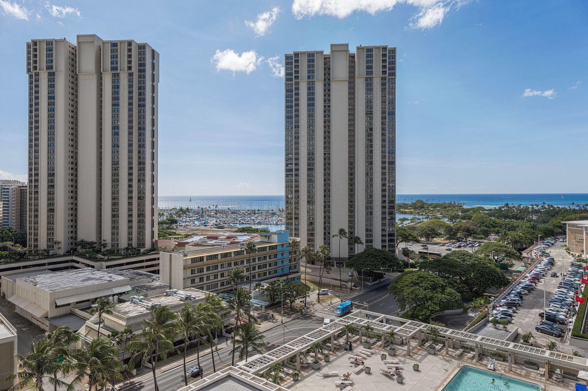 Ala Moana Hotelcondo By Luana Vacation Rental Хонолулу Екстериор снимка