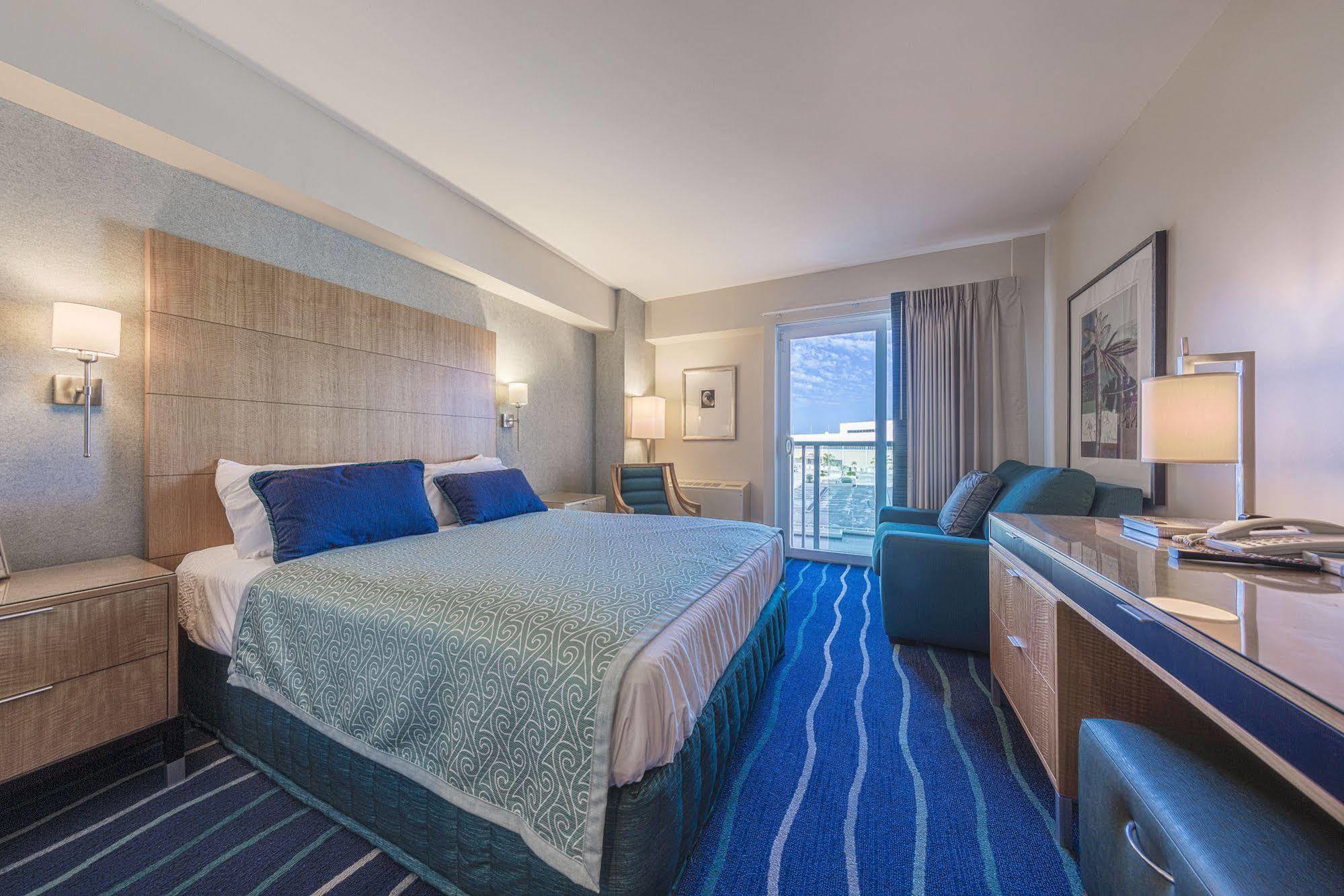 Ala Moana Hotelcondo By Luana Vacation Rental Хонолулу Екстериор снимка