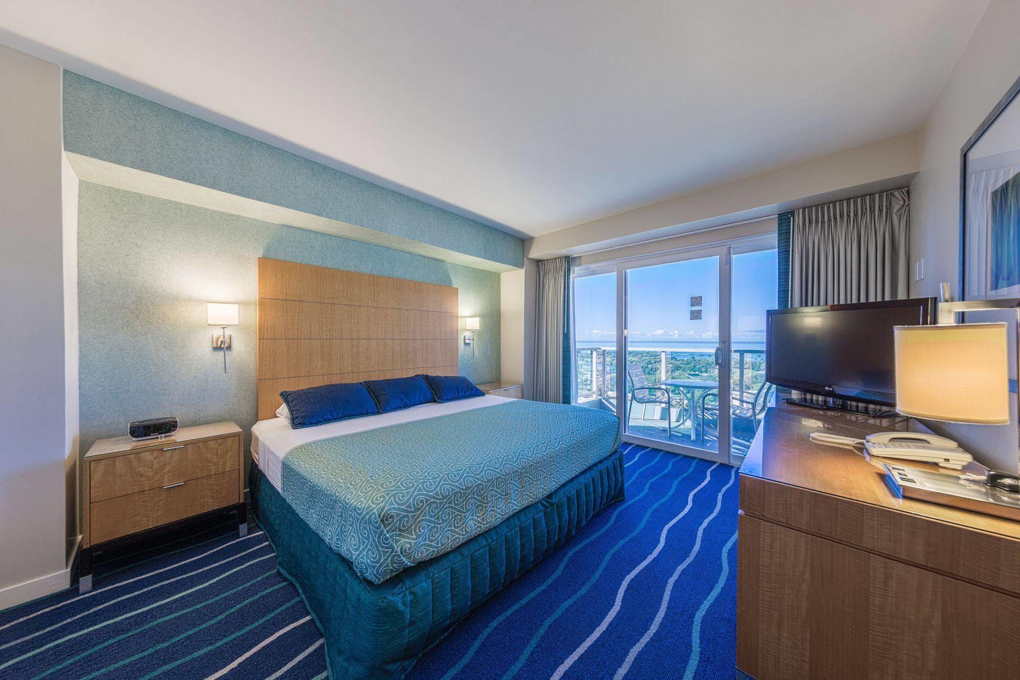Ala Moana Hotelcondo By Luana Vacation Rental Хонолулу Екстериор снимка