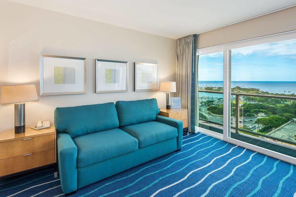 Ala Moana Hotelcondo By Luana Vacation Rental Хонолулу Екстериор снимка